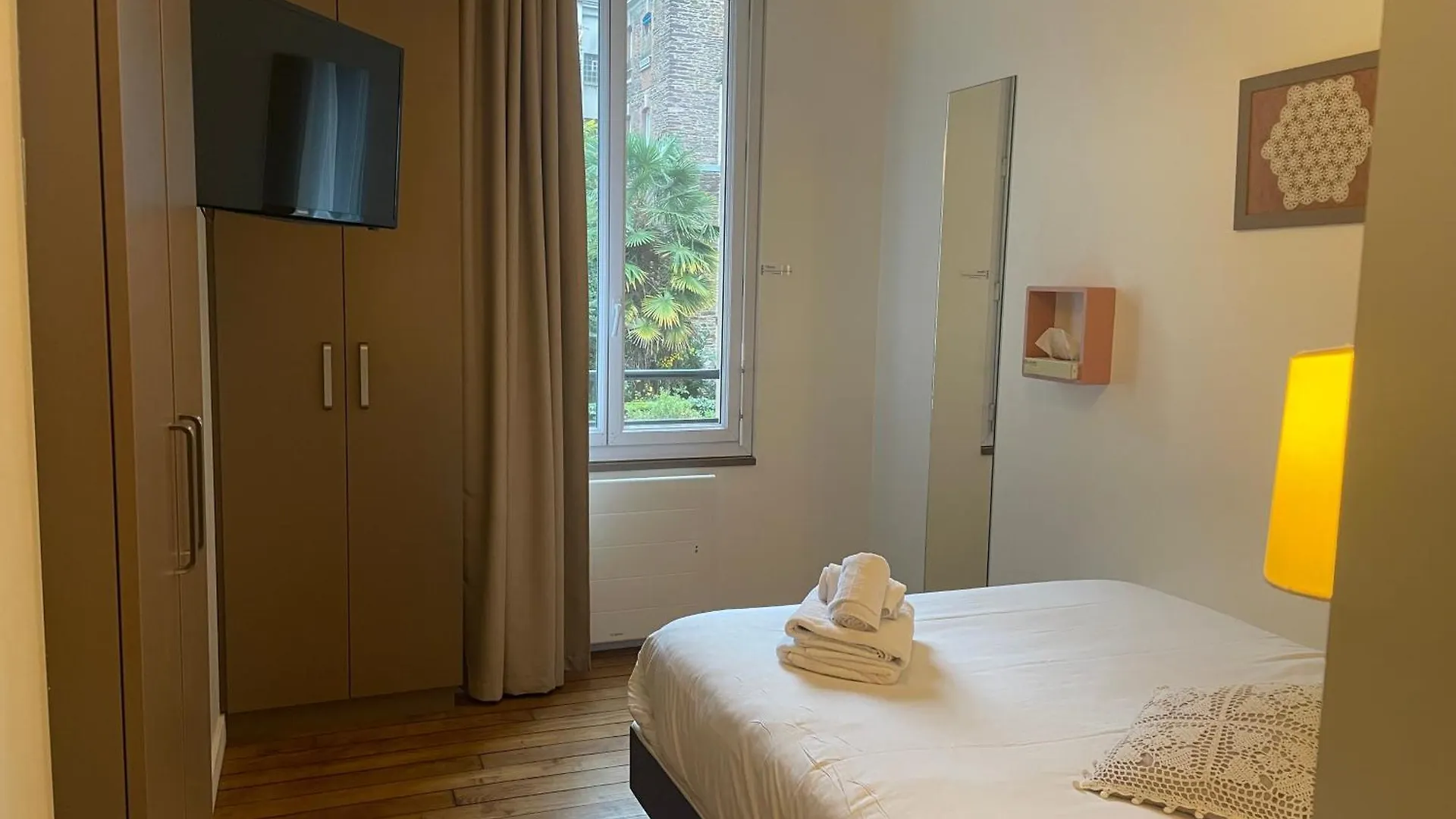 ***  Garden Hotel Rennes Centre Gare France